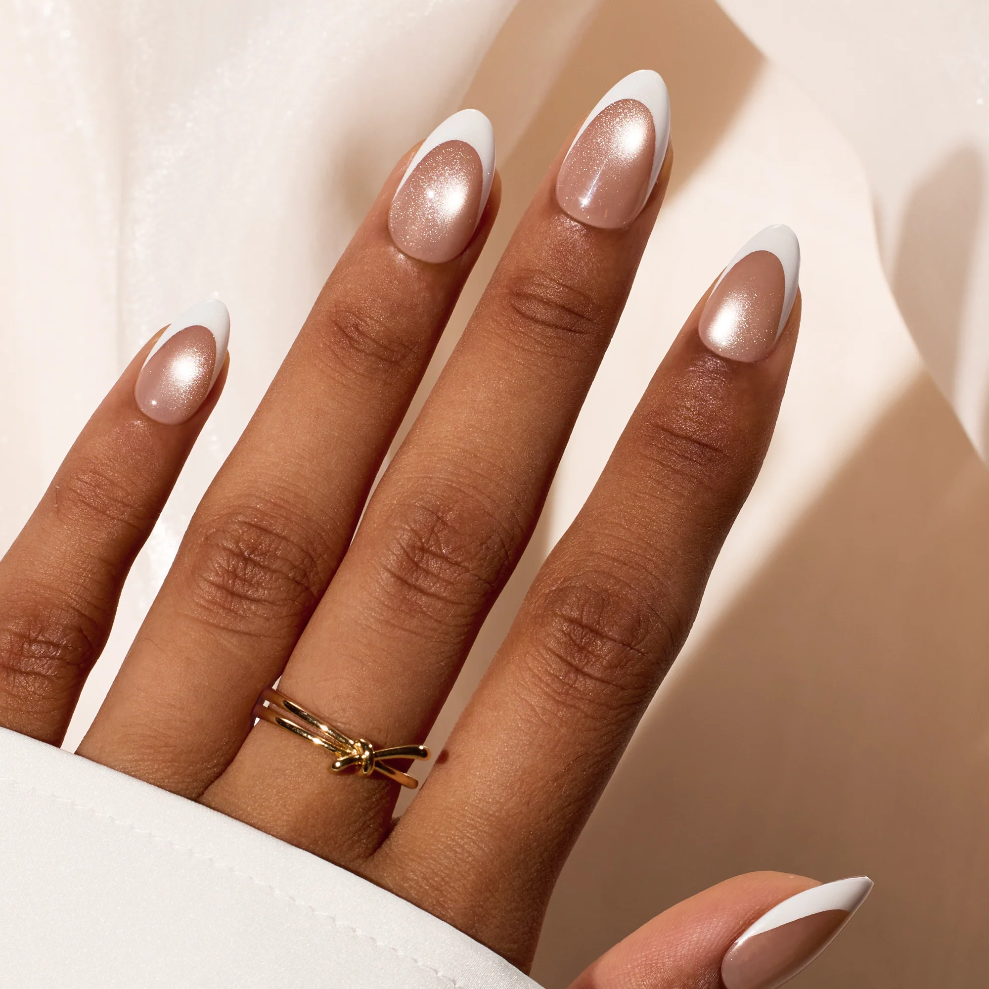 Beetles Stay Shining Glassy Blush French Press On Nails Short Almond 32Pcs - Image 2